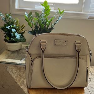 Kate Spade New York Hand bag
